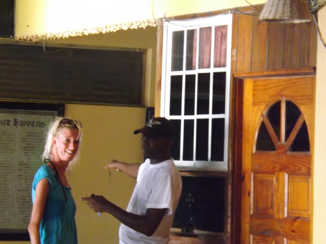 Name:  jamaica apr2013 new pt2 749.jpg
Views: 1760
Size:  86.8 KB