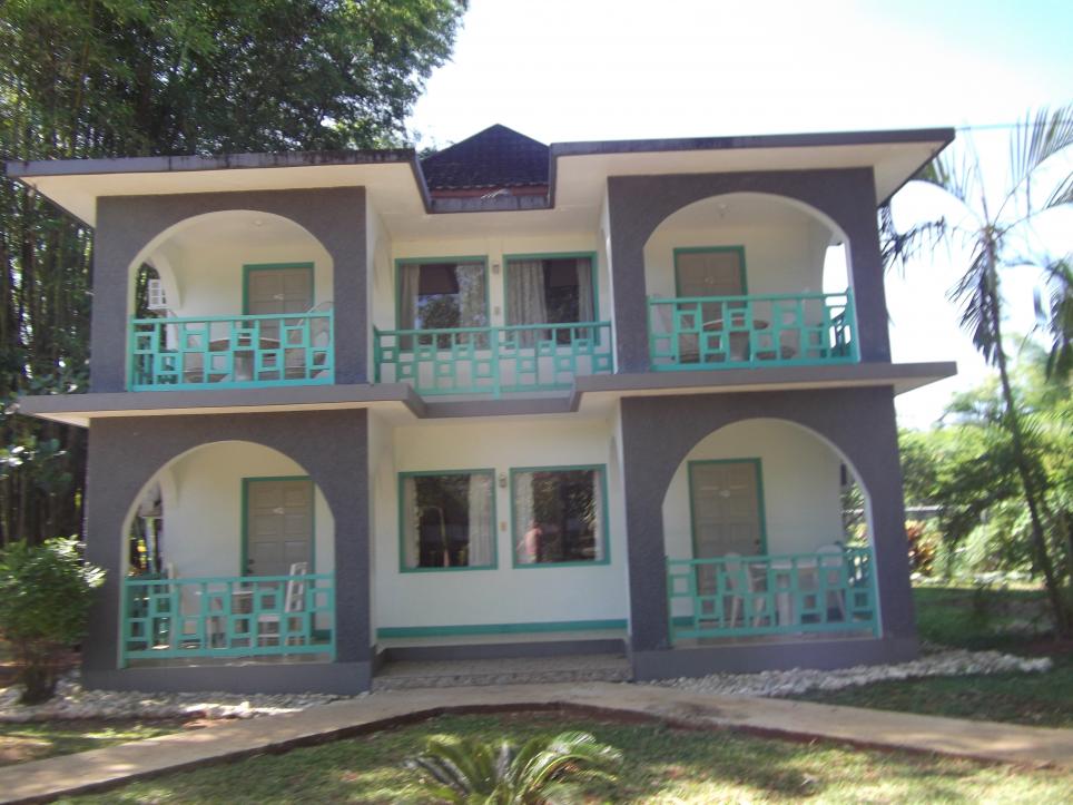 Name:  jamaica april2013 red camera 325.jpg
Views: 1595
Size:  91.5 KB