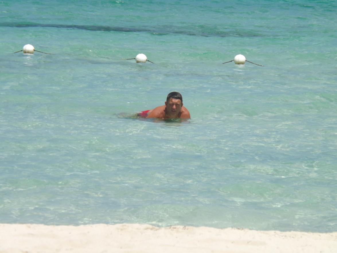 Name:  jamaica apr2013 new pt2 824.jpg
Views: 1886
Size:  86.3 KB