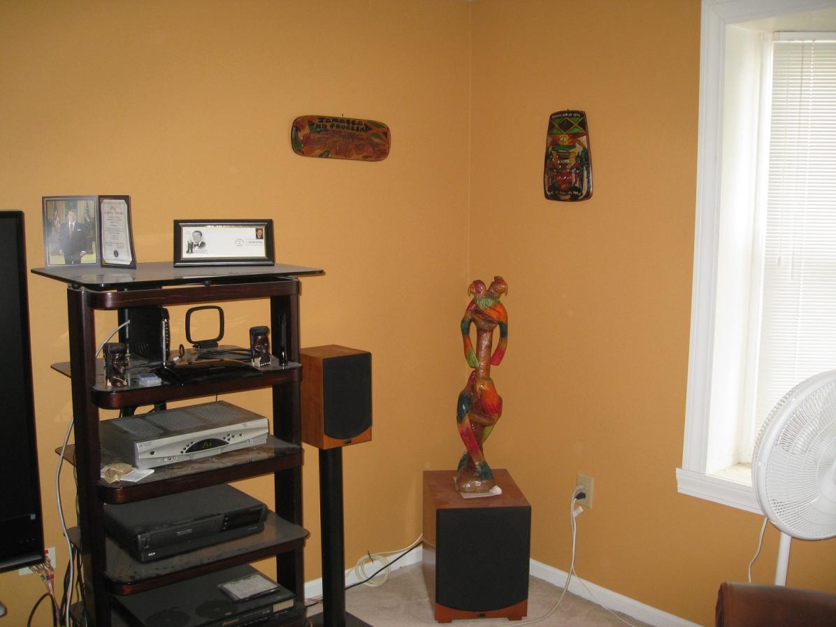 Click image for larger version. 

Name:	MattsHome_2010_Feb 111.jpg 
Views:	424 
Size:	88.0 KB 
ID:	3045