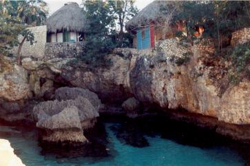 Name:  xtabi hut.jpg
Views: 1485
Size:  20.4 KB