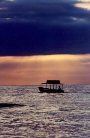 Name:  boat sunset.jpg
Views: 446
Size:  9.0 KB