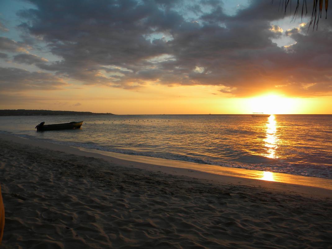 Name:  Negril SS (3).jpg
Views: 351
Size:  89.8 KB