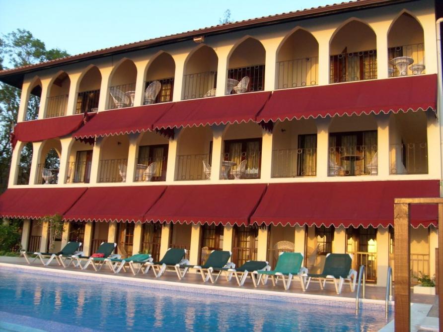Name:  Mirage Hotel.jpg
Views: 296
Size:  93.8 KB