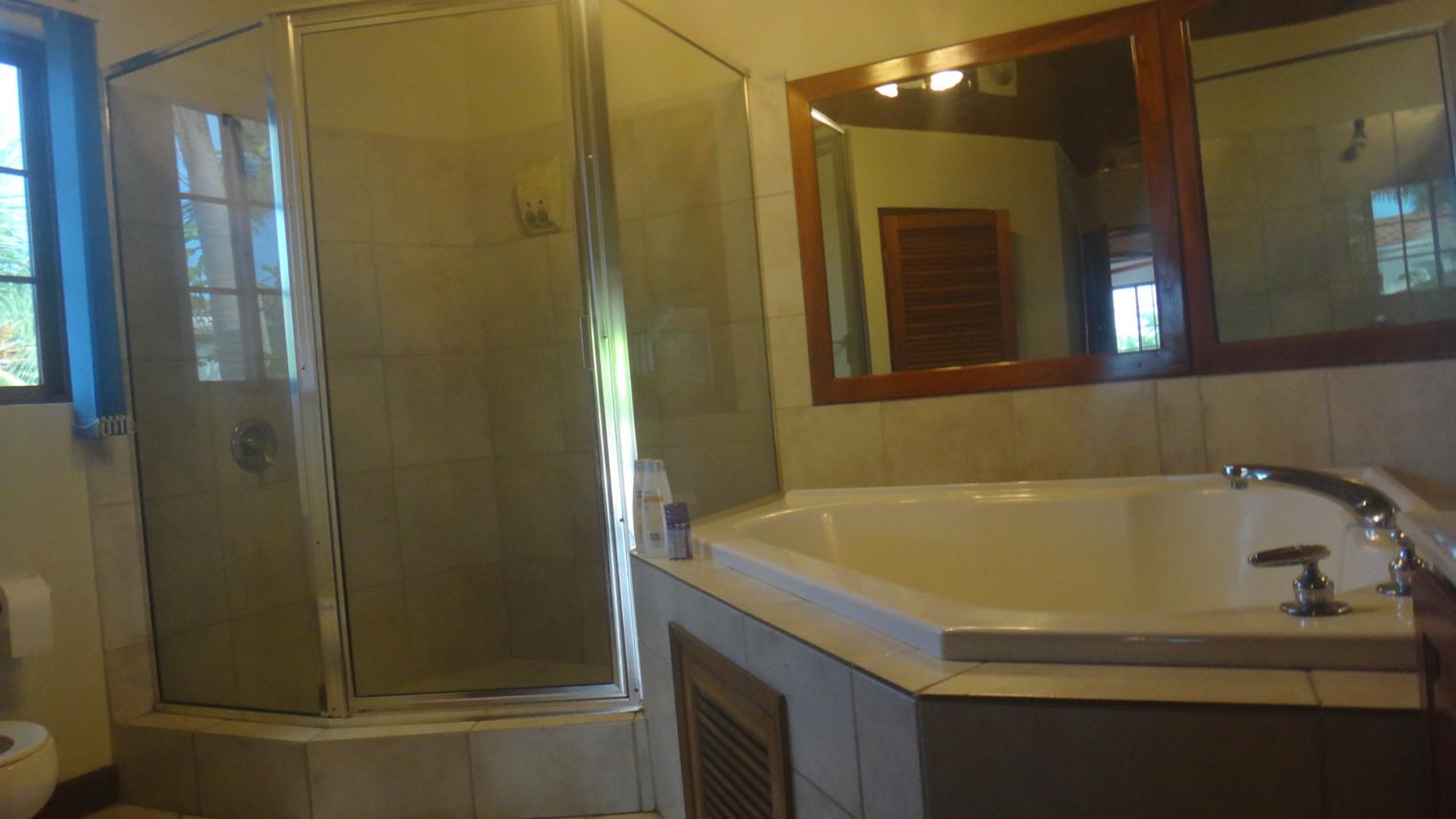 Name:  067.jpg
Views: 1392
Size:  87.1 KB