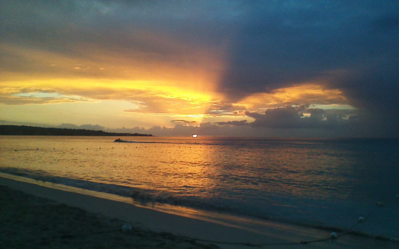 Name:  sunday sunset3.jpg
Views: 332
Size:  84.7 KB