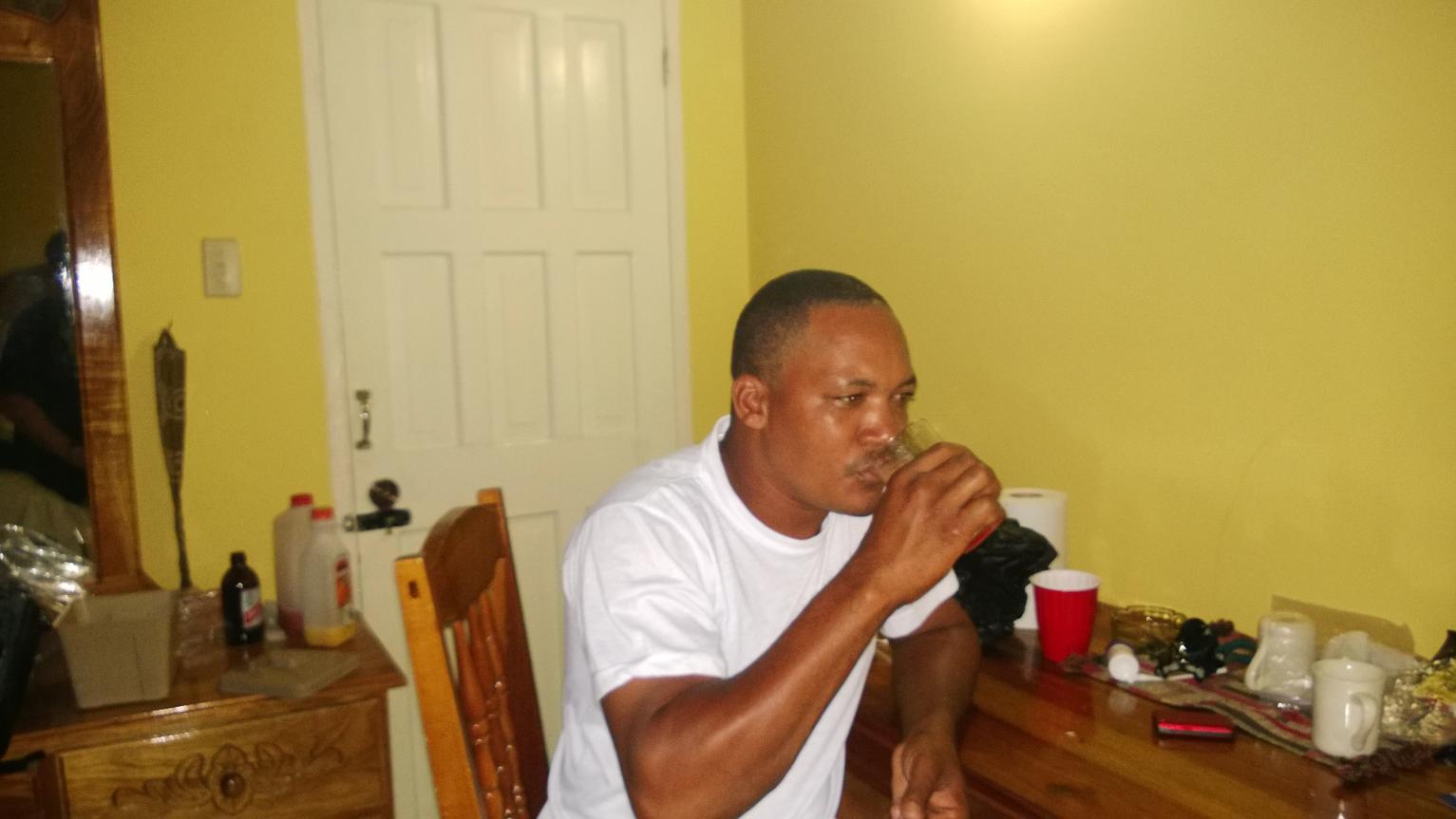 Name:  negril two garrett.jpg
Views: 3488
Size:  90.7 KB
