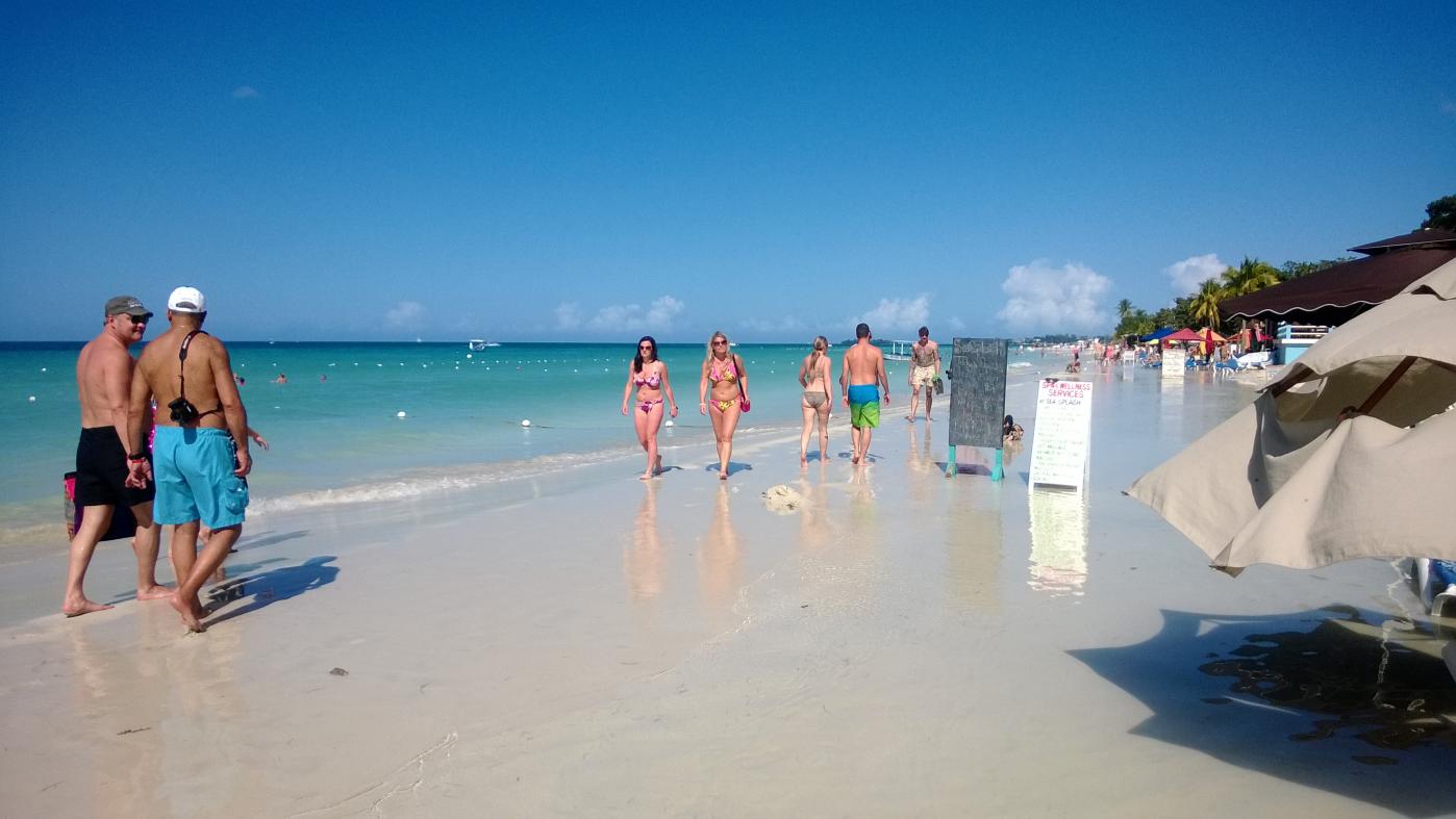 Name:  negril four beach.jpg
Views: 3572
Size:  93.5 KB