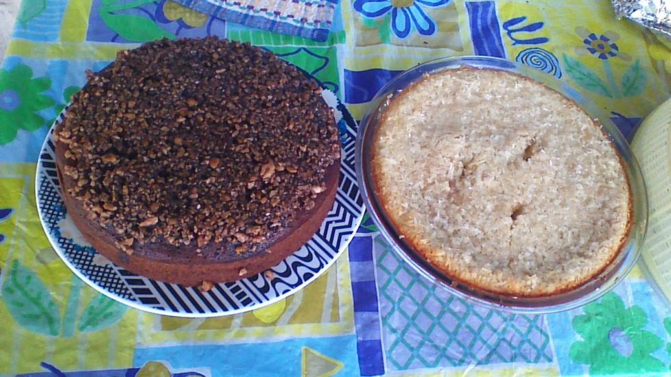 Name:  Chocolate with peanut topping & a coconut pie.jpg
Views: 279
Size:  103.6 KB