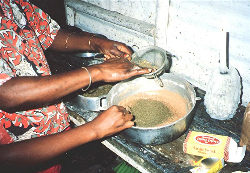Name:  jennys cakemaking (Medium).jpg
Views: 610
Size:  86.9 KB