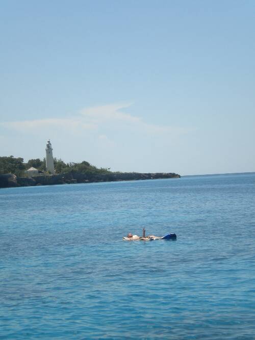 Click image for larger version. 

Name:	jamaica2010z 001.jpg 
Views:	569 
Size:	31.9 KB 
ID:	3366