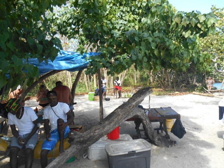 Name:  jamaica with kids jan 2014 377.jpg
Views: 626
Size:  100.1 KB