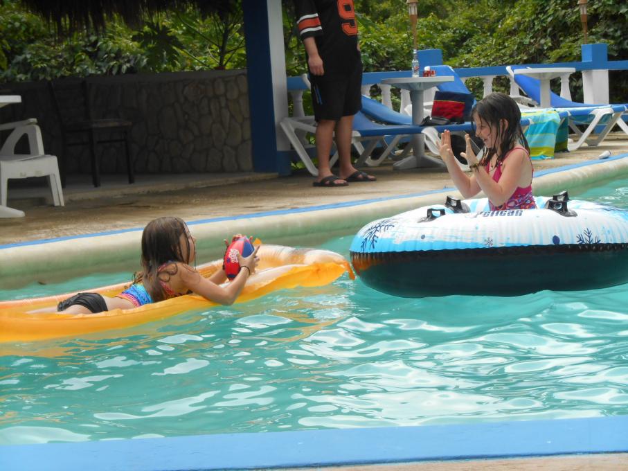Name:  jamaica with kids jan 2014 324.jpg
Views: 621
Size:  93.5 KB