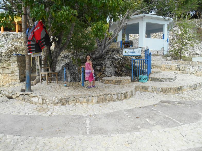 Name:  jamaica with kids jan 2014 331.jpg
Views: 591
Size:  98.5 KB