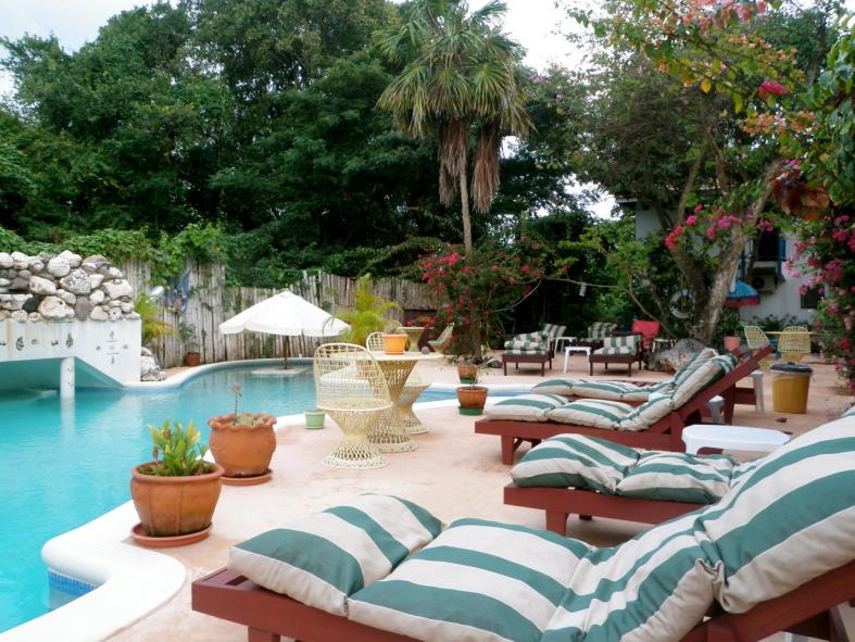 Name:  Pool pic with loungers.jpg
Views: 134
Size:  99.0 KB