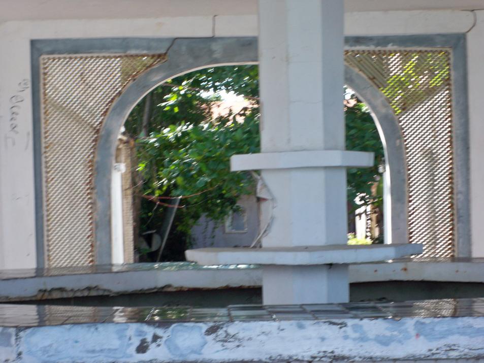 Name:  010.jpg
Views: 759
Size:  92.7 KB