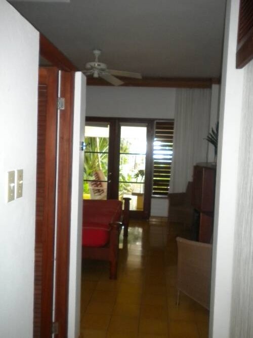 Click image for larger version. 

Name:	jamaica2010z 027.jpg 
Views:	538 
Size:	60.3 KB 
ID:	3503