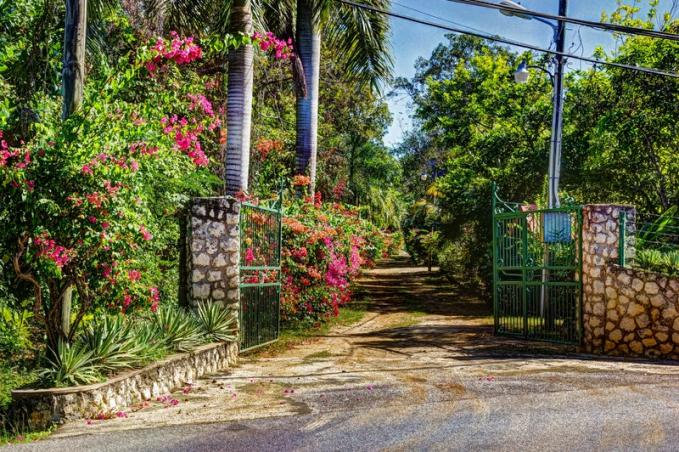 Name:  DSC00920_HDR_TA [800x600].jpg
Views: 812
Size:  101.9 KB