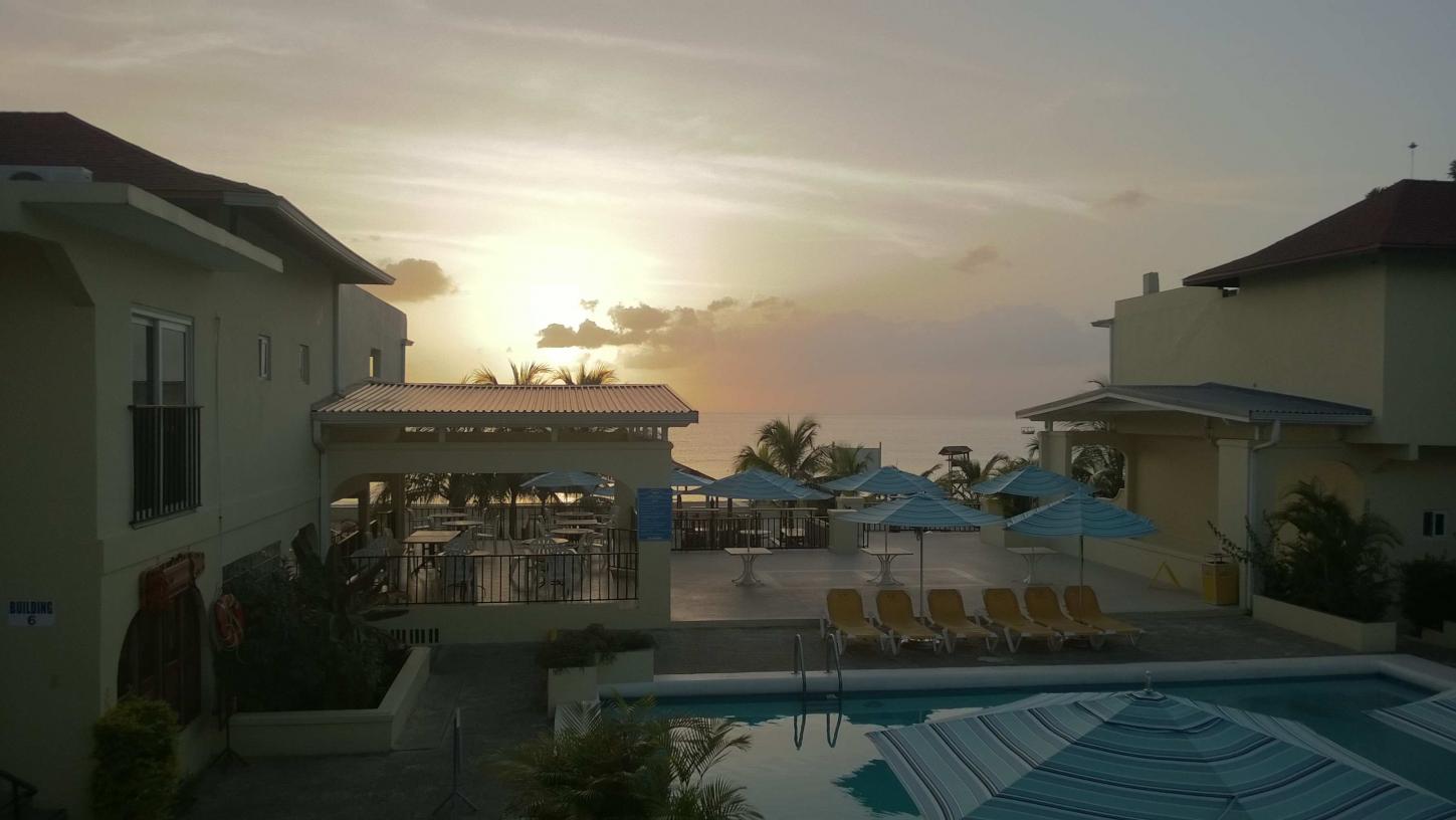 Name:  sunset.jpg
Views: 111
Size:  89.4 KB