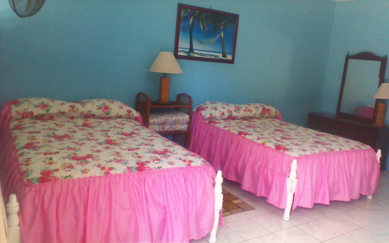 Name:  ROOM #11.jpg
Views: 550
Size:  94.2 KB