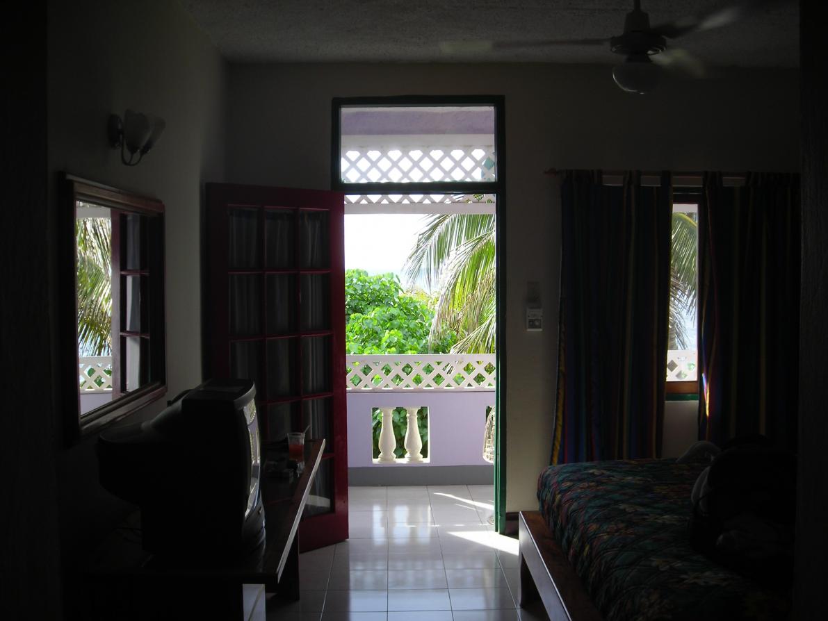 Name:  DSCN0378.jpg
Views: 568
Size:  85.2 KB