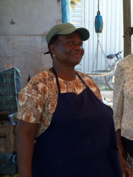 Name:  Jamaica 2011 - May 28 - Sav Market - 107_9187.jpg
Views: 320
Size:  50.1 KB