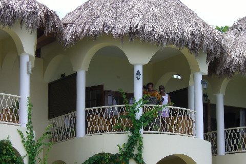 Name:  villapic.jpg
Views: 160
Size:  46.7 KB