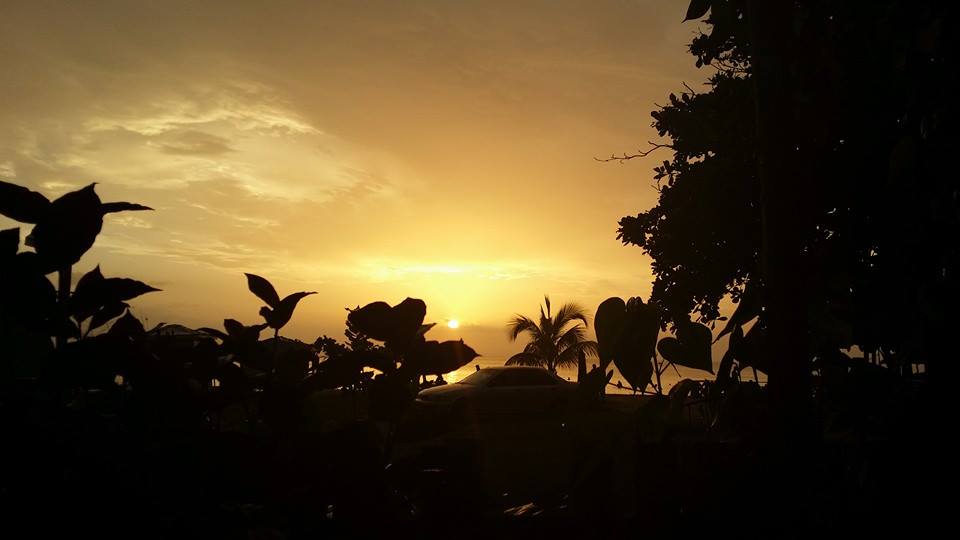 Name:  sunset.jpg
Views: 779
Size:  31.6 KB