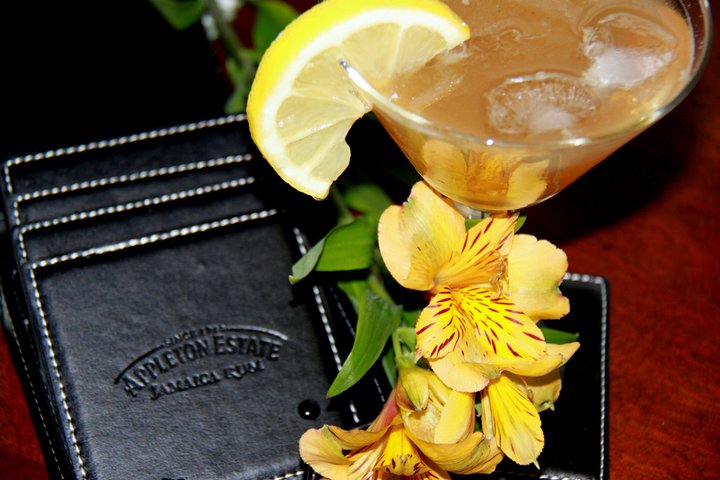 Click image for larger version. 

Name:	IslandMartini.jpg 
Views:	1025 
Size:	72.9 KB 
ID:	391