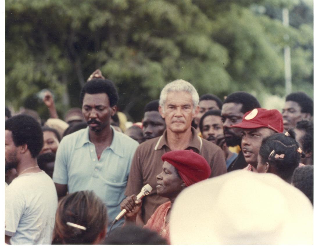 Name:  Michael Manley Roundabout Negril.jpg
Views: 229
Size:  86.6 KB