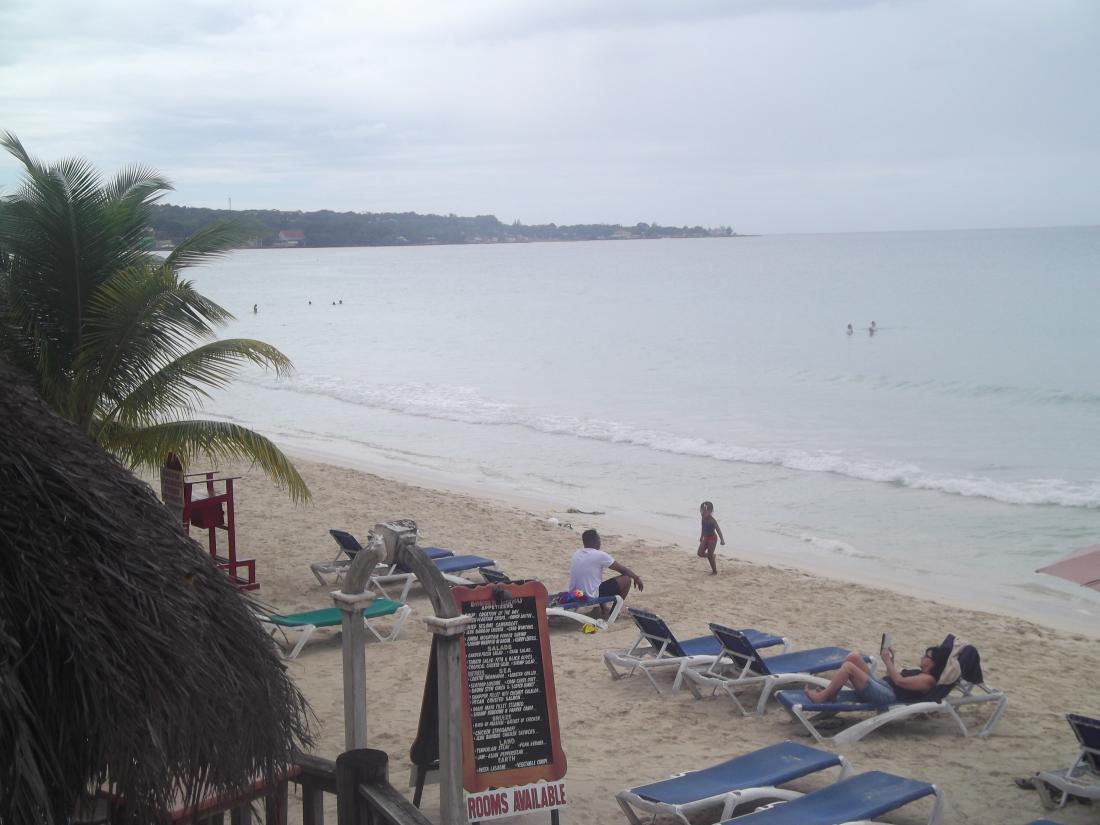 Name:  spanksgiving 2014 in negril 1204.jpg
Views: 480
Size:  90.8 KB