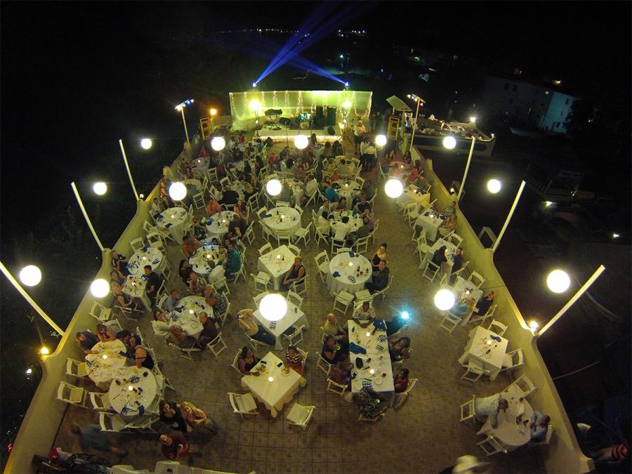 Name:  NYE-33.jpg
Views: 664
Size:  96.6 KB