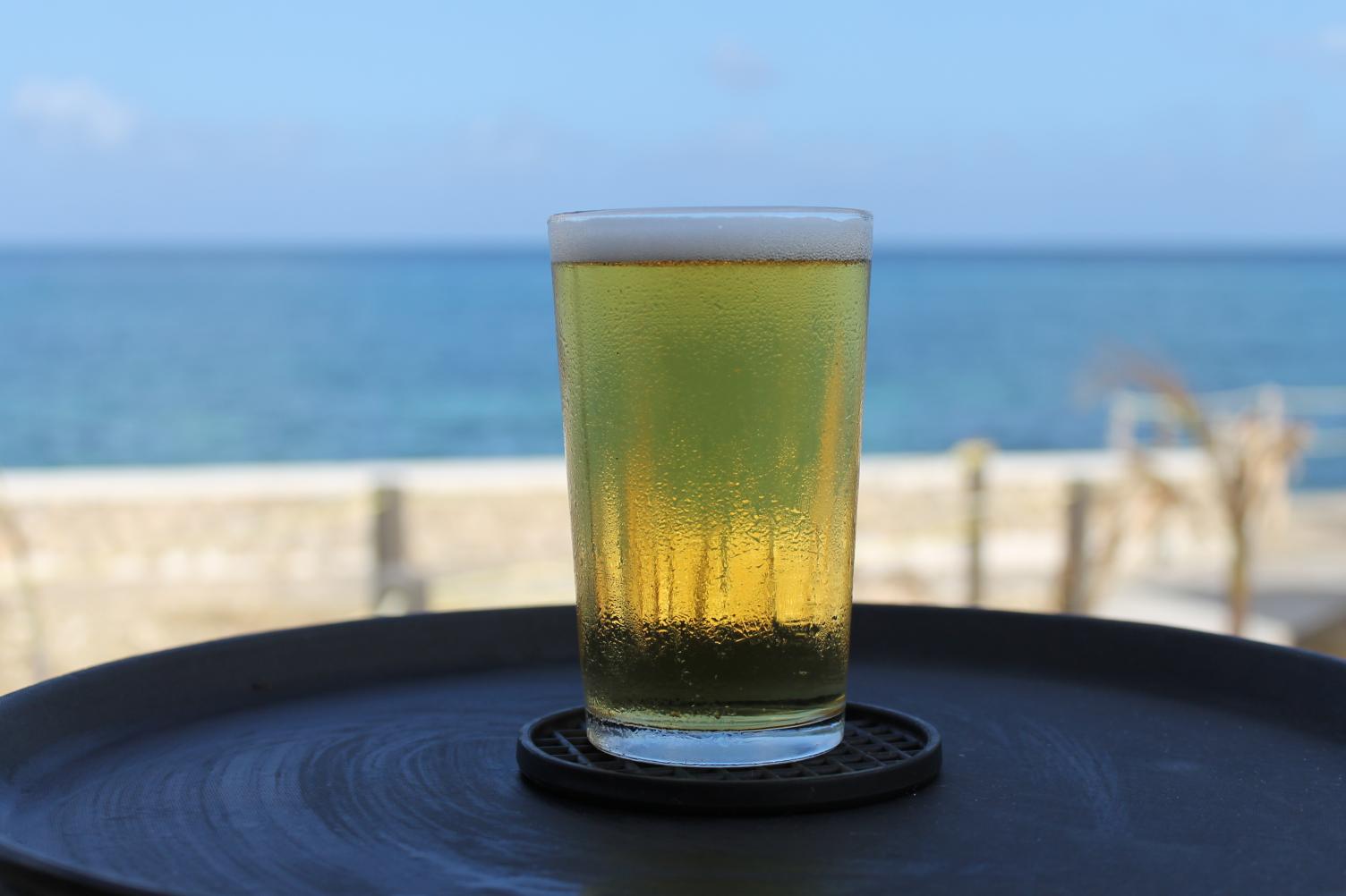 Name:  Ice cold Red Stripe Draft!.jpg
Views: 282
Size:  84.9 KB