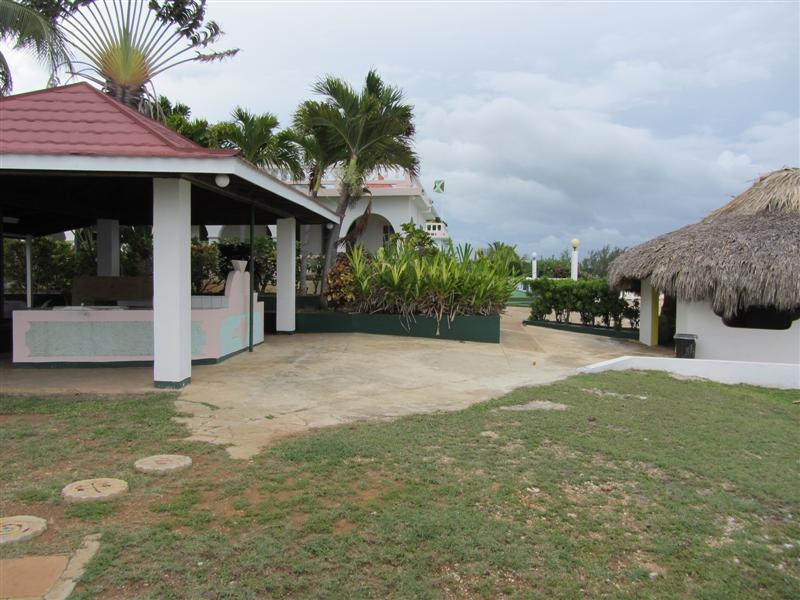 Name:  Sunset Resort & Villas.JPG
Views: 954
Size:  83.0 KB