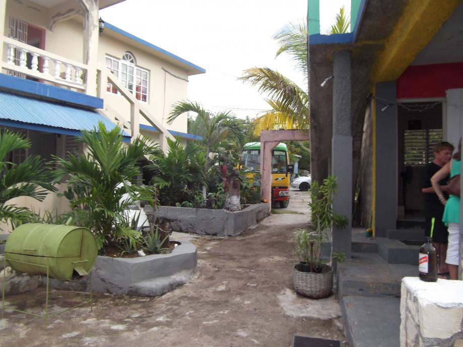 Name:  015.jpg
Views: 870
Size:  94.2 KB