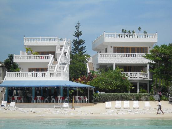 Name:  ocen-view-of-the-villas.jpg
Views: 892
Size:  39.7 KB