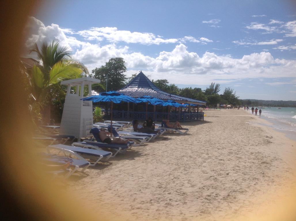 Name:  129.jpg
Views: 473
Size:  92.6 KB