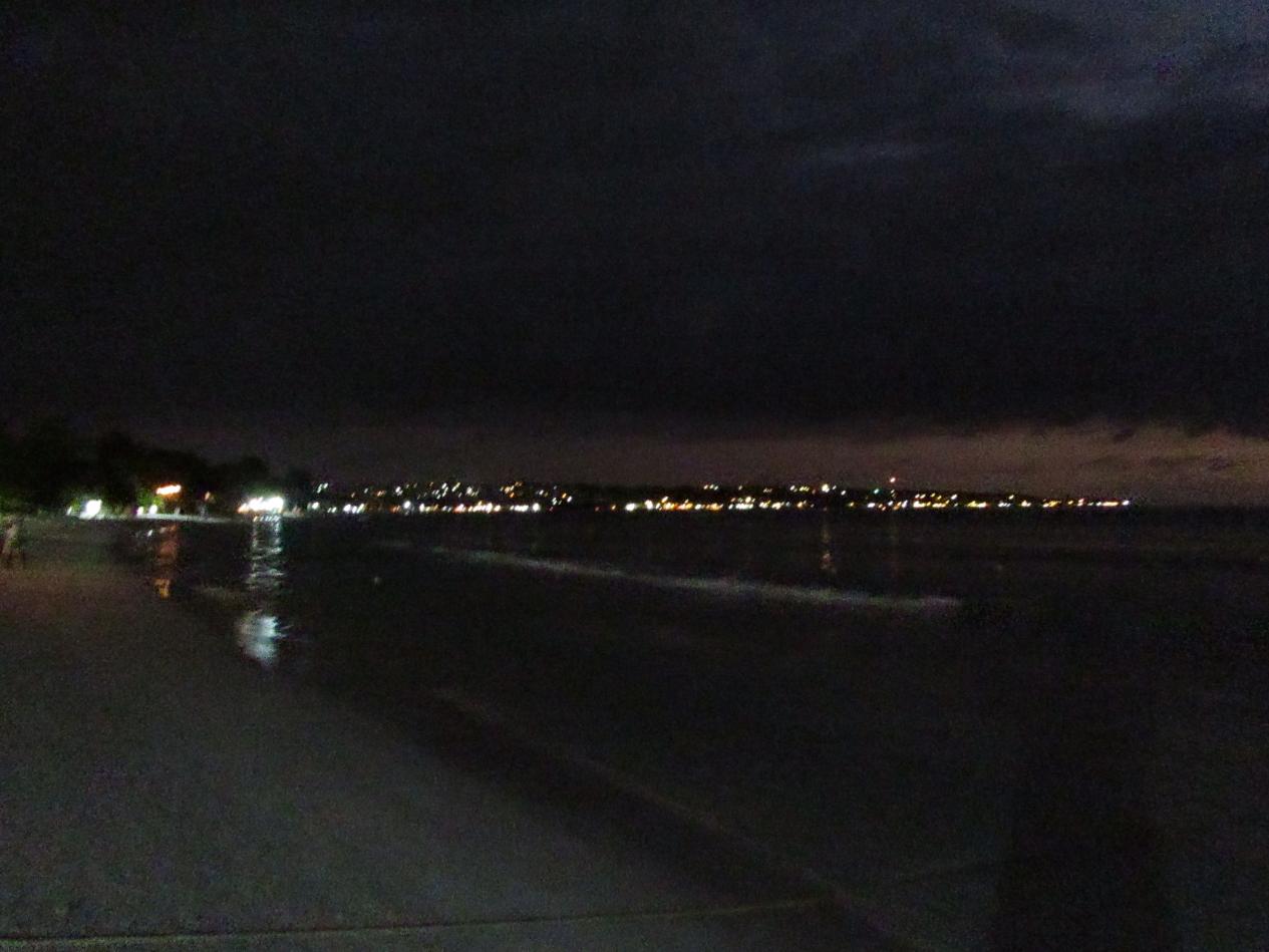 Name: IMG_0041.jpg
Views: 916
Size: 101.9 KB