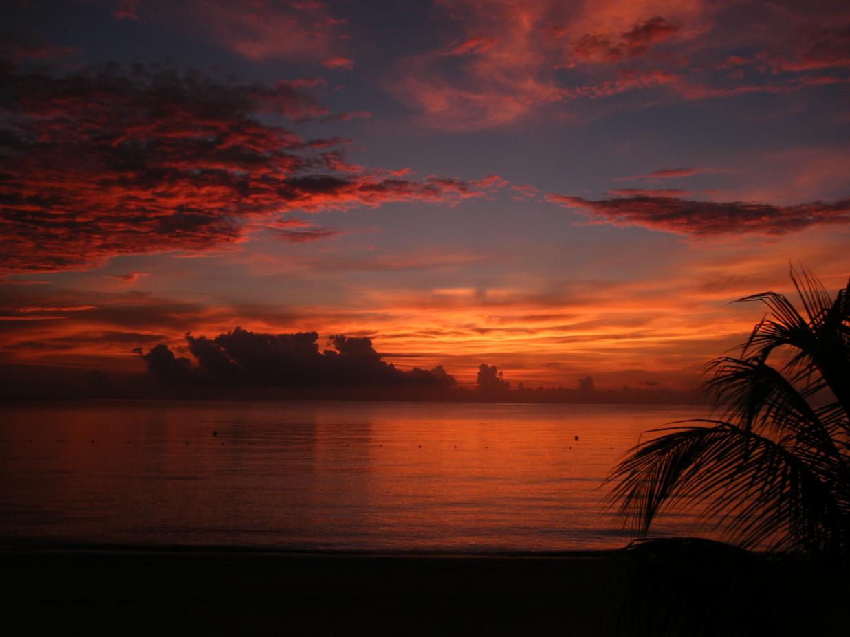 Name:  70SunsetSky.jpg
Views: 1667
Size:  85.3 KB