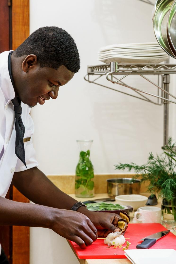 Name:  20160202_IA_Villas_Chef_preparing-2.jpg
Views: 534
Size:  90.3 KB