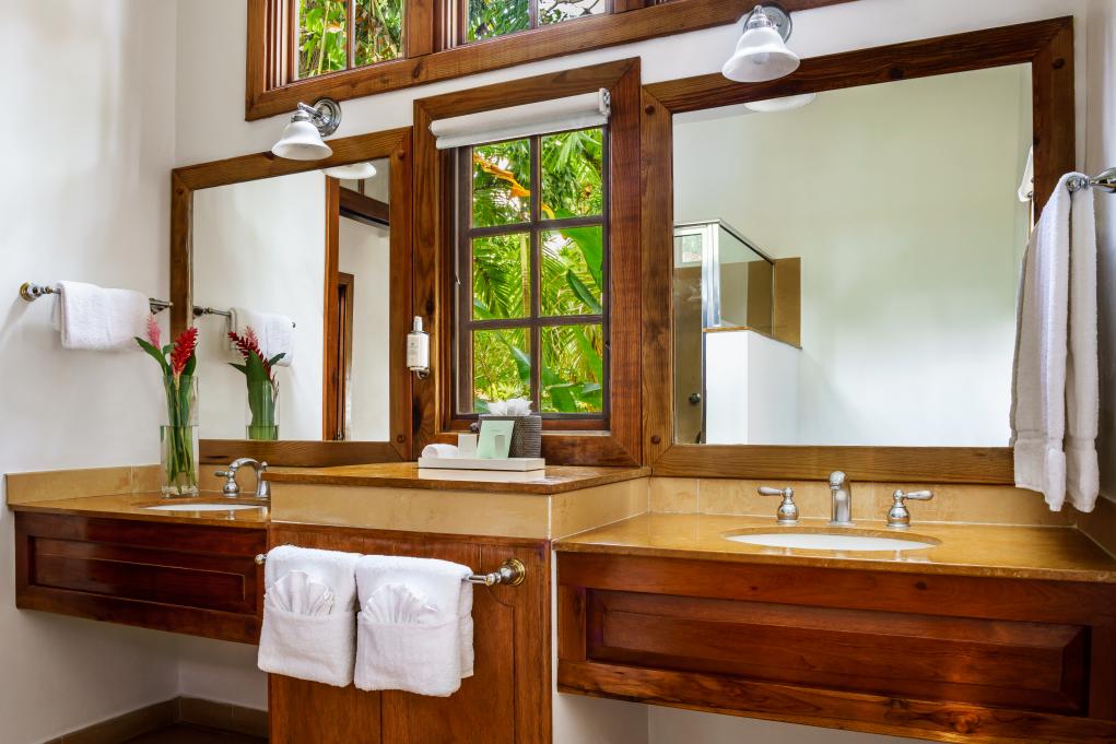 Name:  Almond bathroom.jpg
Views: 506
Size:  94.5 KB