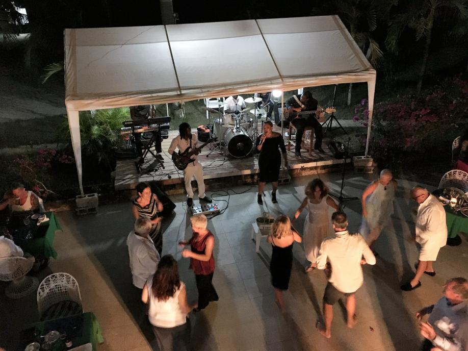 Name: IMG_6040.jpg
Views: 612
Size: 94.5 KB