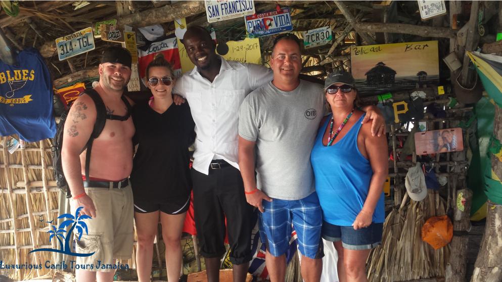 Name:  At the Pelican Bar.jpg
Views: 396
Size:  101.9 KB
