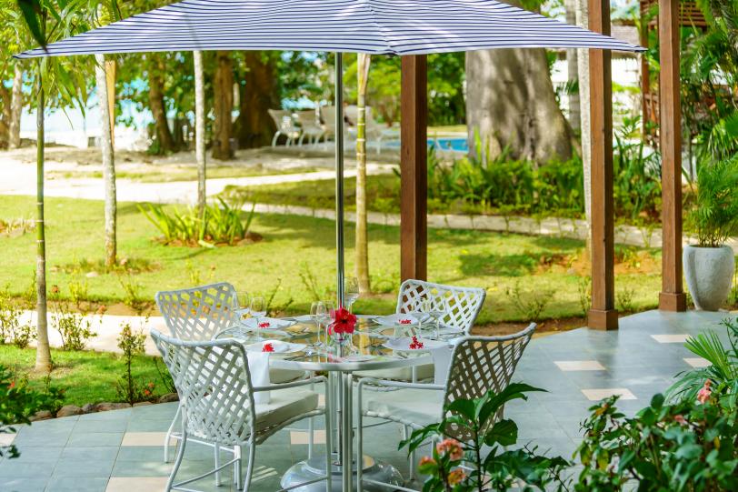 Name:  Naseberry exterior Dining.jpg
Views: 579
Size:  103.0 KB