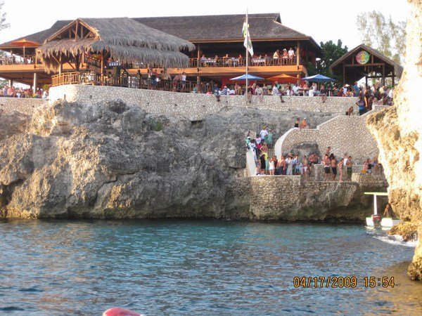 Name:  3792552-Rick-s-Cafe-in-Negril-Jamaica-1.jpg
Views: 1126
Size:  89.9 KB