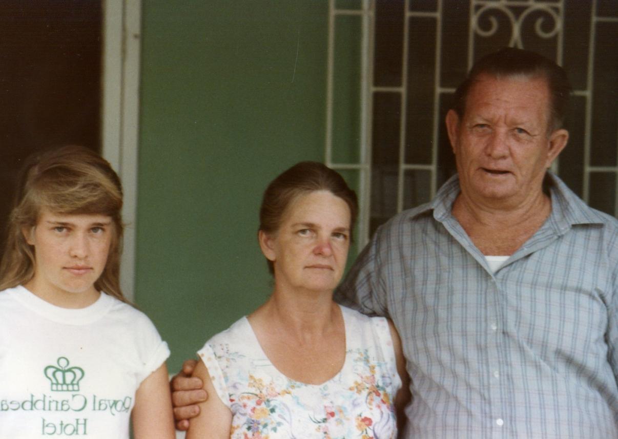 Name:  Seaford Town Family.jpg
Views: 888
Size:  90.1 KB