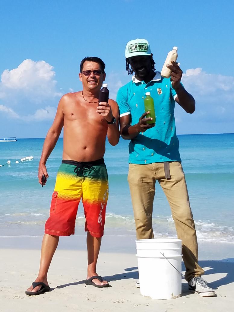 Name:  Dude on da beach.jpg
Views: 1372
Size:  87.6 KB