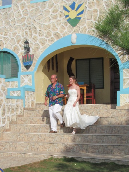 Name:  Jamaica 2011 - May 27 - Kristin & Alex Wedding - IMG_0473 (2).jpg
Views: 1383
Size:  90.8 KB