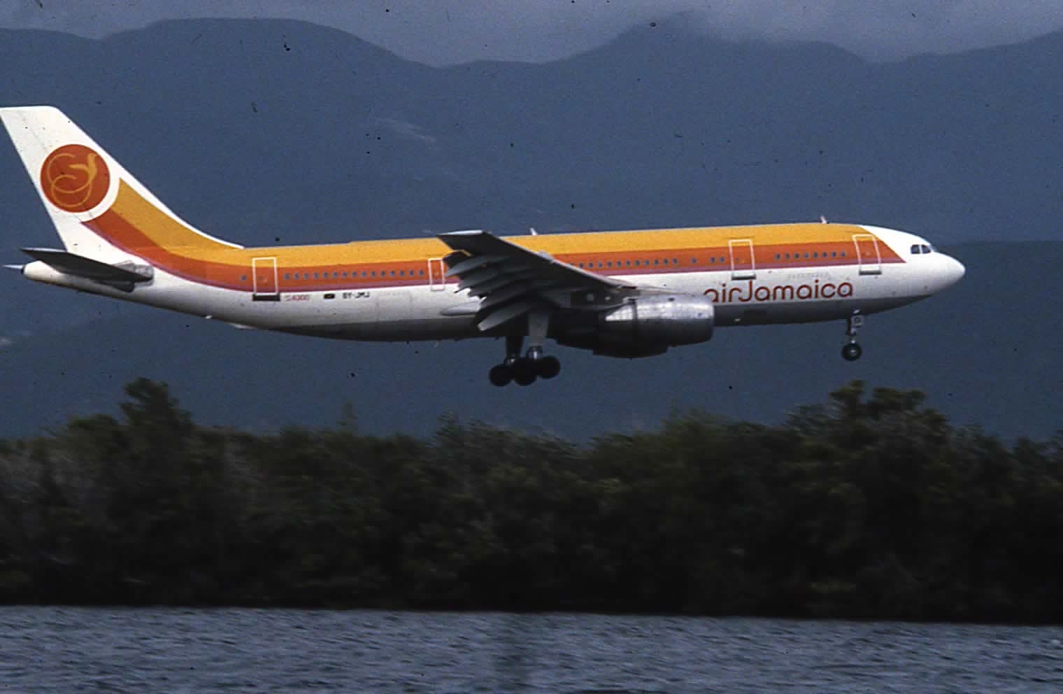 Name:  Landing.JPG
Views: 205
Size:  381.2 KB