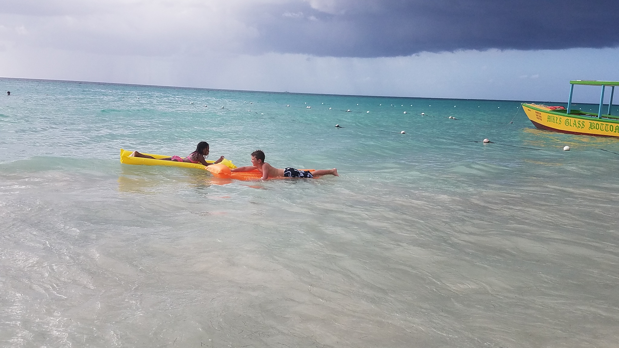 Name: 28167239_10160069023255652_7780000675911434240_o.jpg
Views: 1343
Size: 609.9 KB